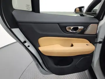 2025 Volvo V60 Cross Country с пробегом 26 917 км