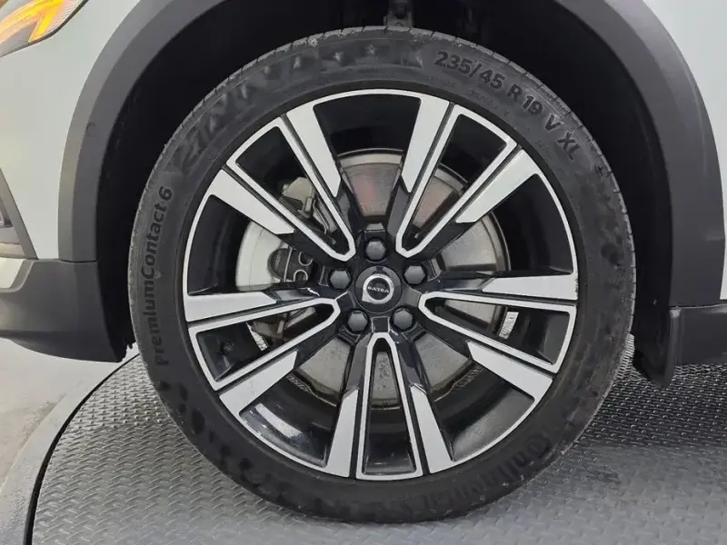2023 Volvo V60 Cross Country с пробегом 18 237 км