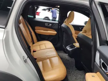 2021 Volvo V60 Cross Country с пробегом 25 290 км