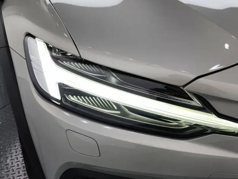 2021 Volvo V60 Cross Country с пробегом 25 290 км