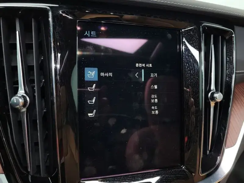 2021 Volvo V60 Cross Country с пробегом 25 290 км