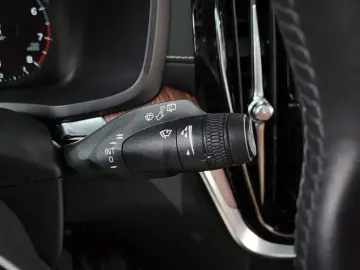 2021 Volvo V60 Cross Country с пробегом 25 290 км