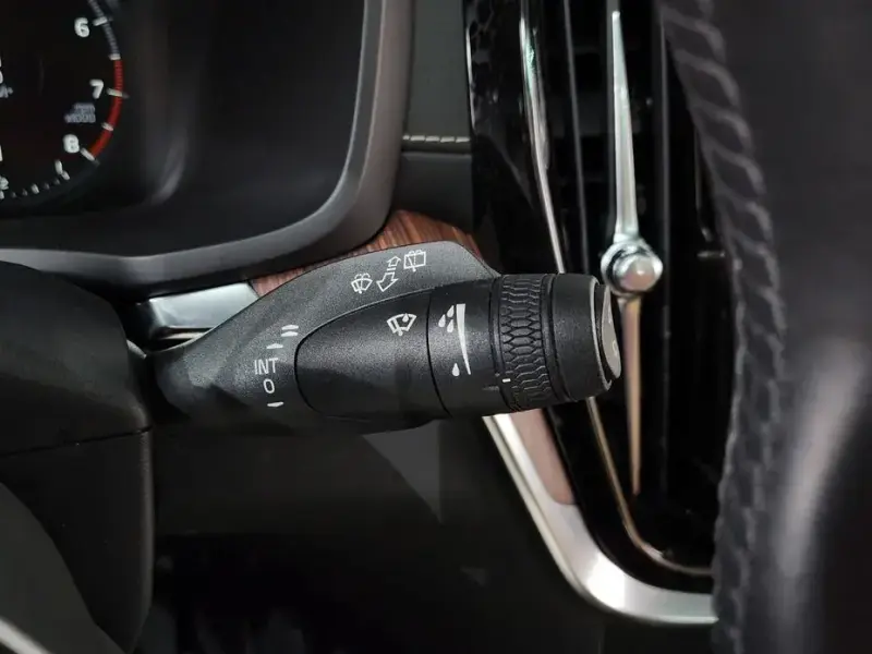 2021 Volvo V60 Cross Country с пробегом 25 290 км