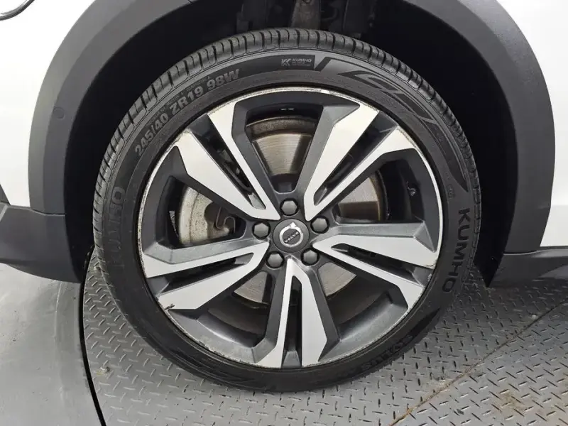 2019 Volvo V60 Cross Country с пробегом 95 872 км