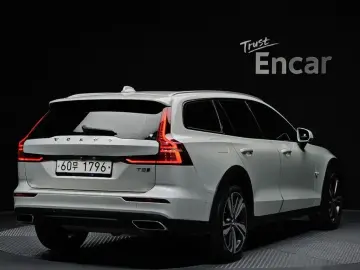 2019 Volvo V60 Cross Country с пробегом 90 973 км