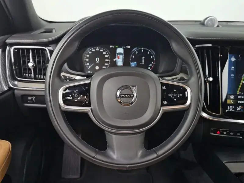 2019 Volvo V60 Cross Country с пробегом 95 872 км