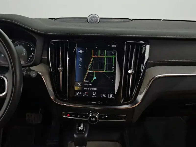 2019 Volvo V60 Cross Country с пробегом 95 872 км