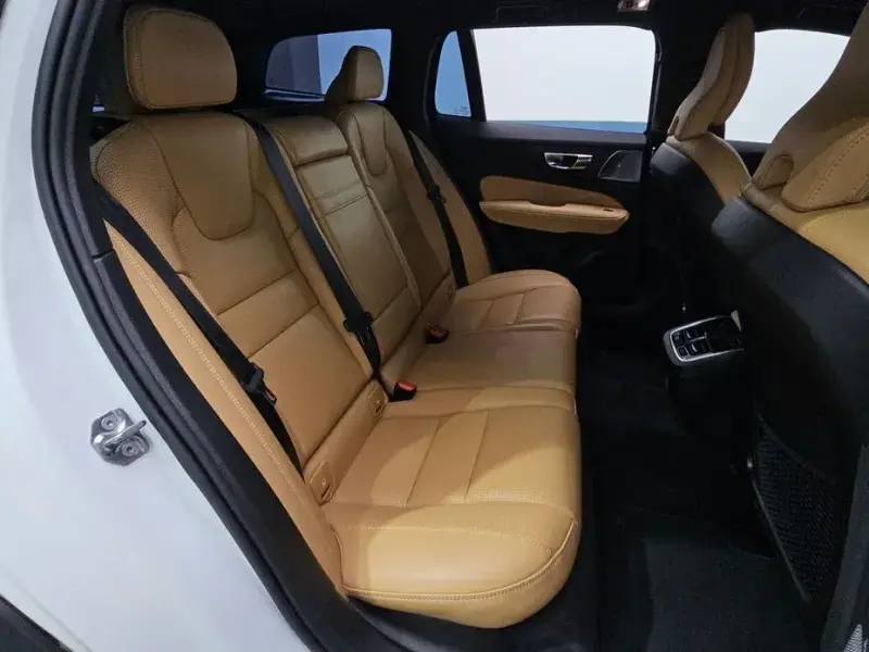2019 Volvo V60 Cross Country с пробегом 95 872 км