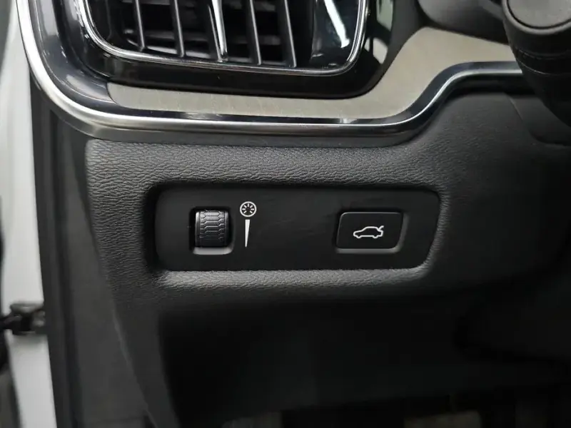 2019 Volvo V60 Cross Country с пробегом 95 872 км