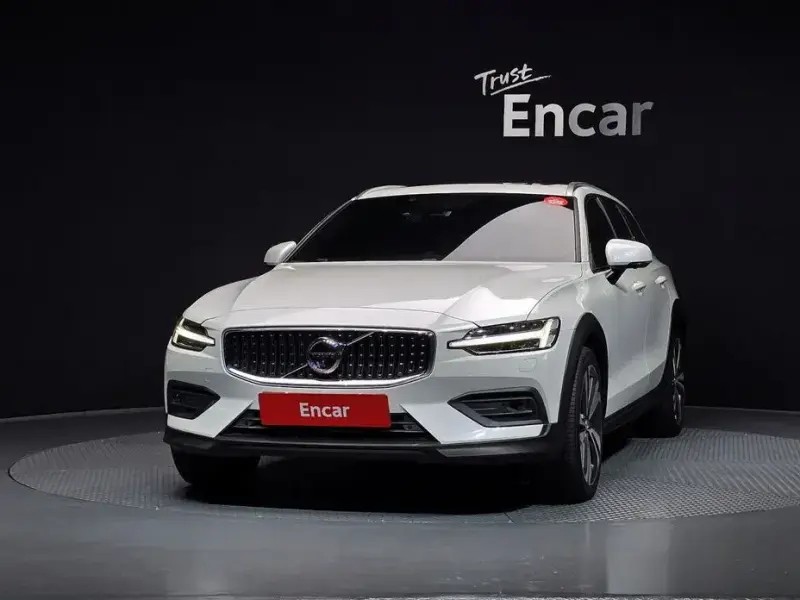 2020 Volvo V60 Cross Country с пробегом 70 447 км