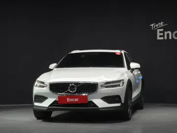 2021 Volvo V60 Cross Country с пробегом 58 005 км