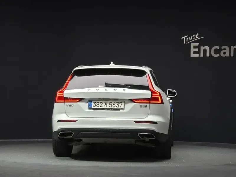 2021 Volvo V60 Cross Country с пробегом 58 005 км