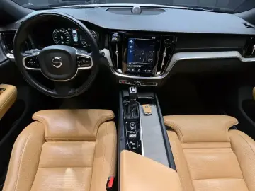 2020 Volvo V60 Cross Country с пробегом 70 447 км