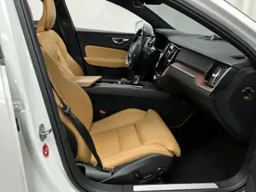 2021 Volvo V60 Cross Country с пробегом 58 005 км