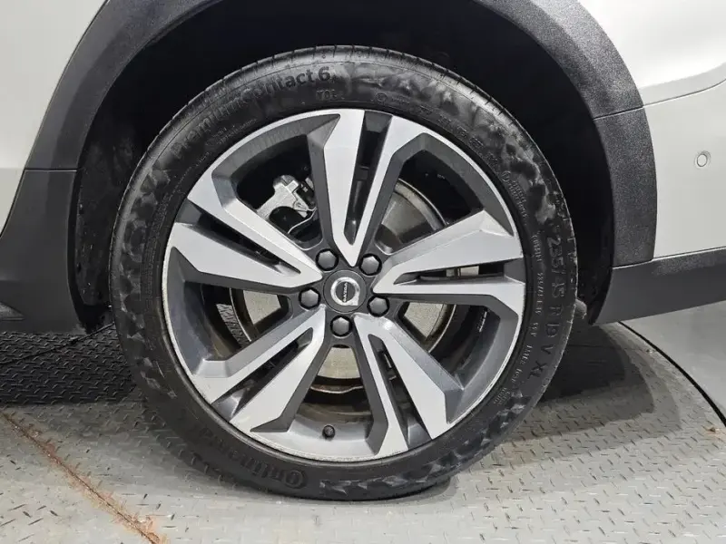 2020 Volvo V60 Cross Country с пробегом 24 335 км