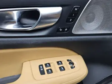 2020 Volvo V60 Cross Country с пробегом 24 335 км