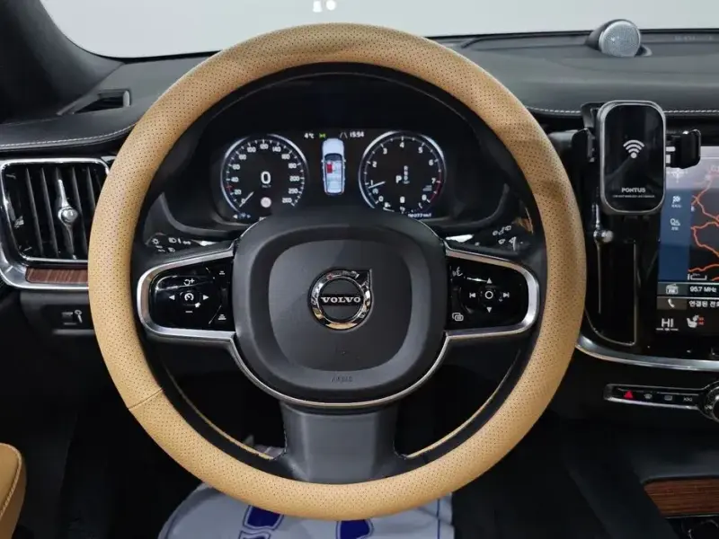 2020 Volvo V60 Cross Country с пробегом 24 335 км