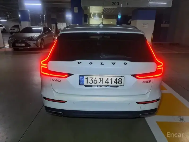 2021 Volvo V60 Cross Country с пробегом 91 807 км