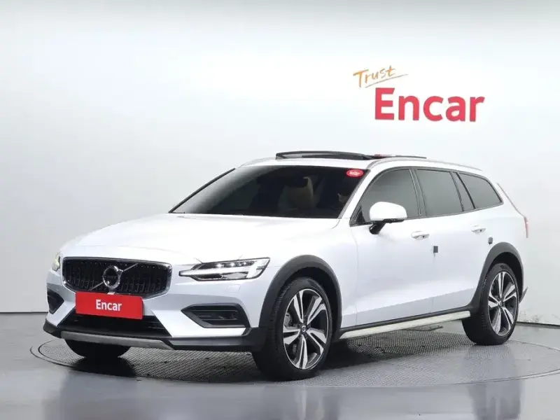 2021 Volvo V60 Cross Country с пробегом 98 658 км