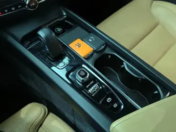 2021 Volvo V60 Cross Country с пробегом 98 658 км