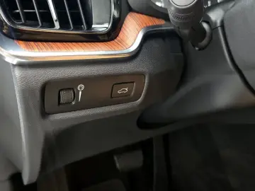 2021 Volvo V60 Cross Country с пробегом 98 658 км