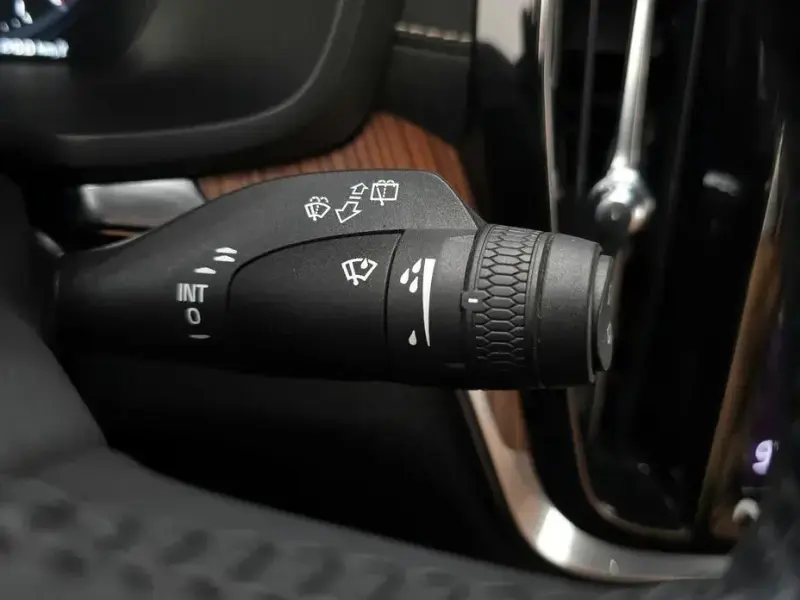 2021 Volvo V60 Cross Country с пробегом 98 658 км