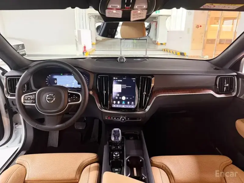 2025 Volvo V60 Cross Country с пробегом 4 280 км