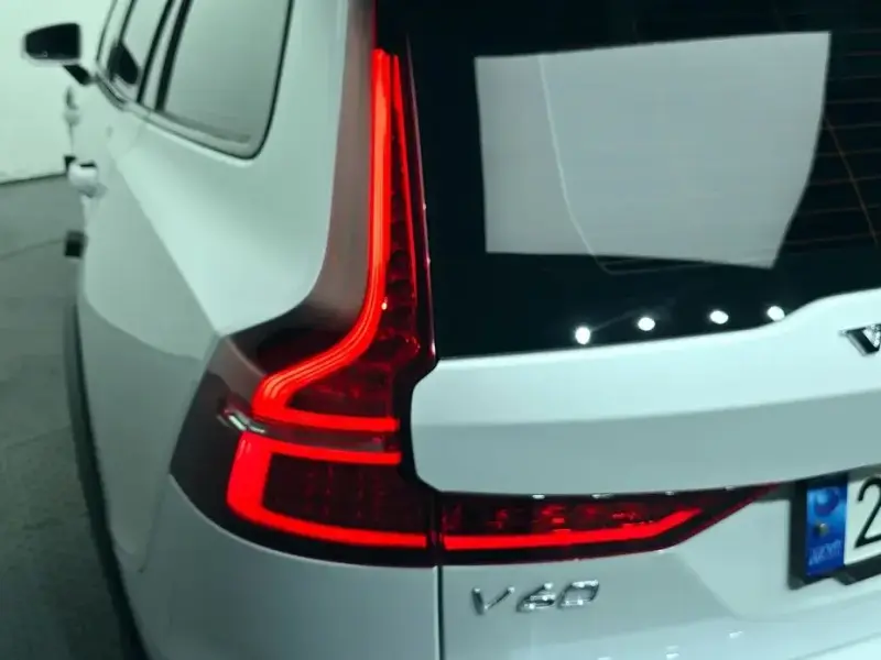 2021 Volvo V60 Cross Country с пробегом 98 658 км