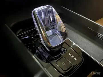 2025 Volvo V60 Cross Country с пробегом 4 280 км