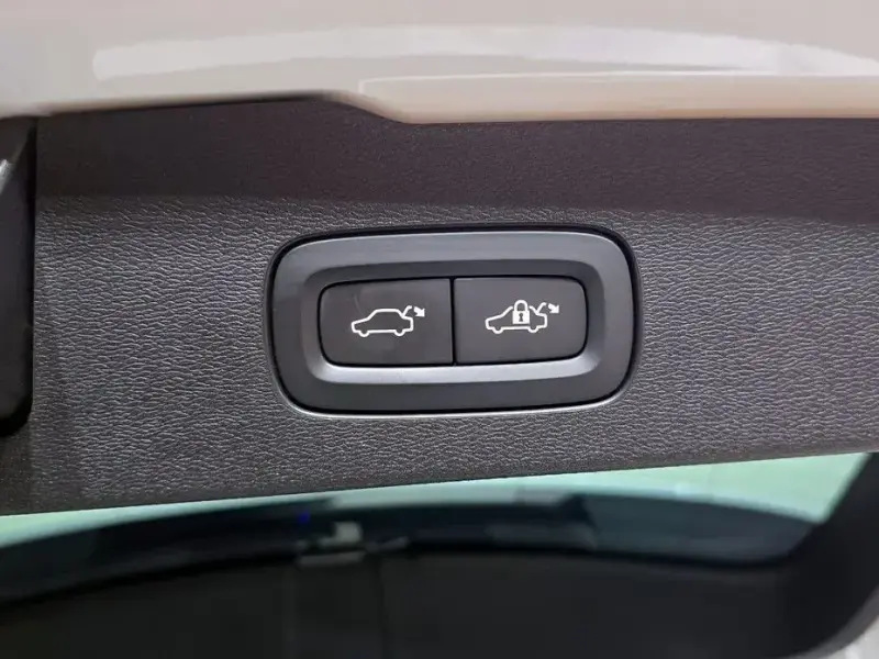 2021 Volvo V60 Cross Country с пробегом 98 658 км