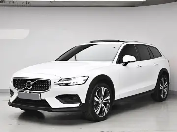 2019 Volvo V60 Cross Country с пробегом 96 863 км