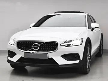2019 Volvo V60 Cross Country с пробегом 96 863 км