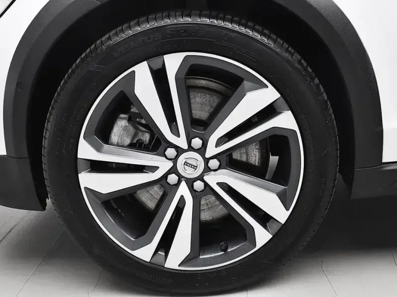 2019 Volvo V60 Cross Country с пробегом 96 863 км