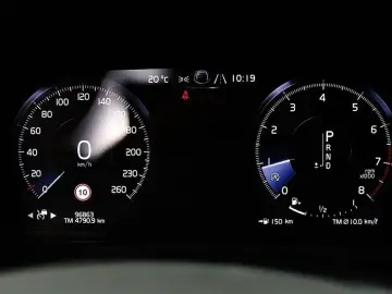 2019 Volvo V60 Cross Country с пробегом 96 863 км