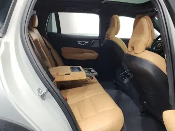2021 Volvo V60 Cross Country с пробегом 9 570 км