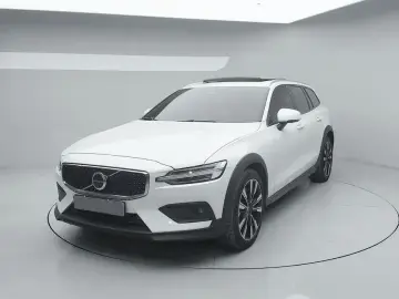 2024 Volvo V60 Cross Country с пробегом 29 003 км
