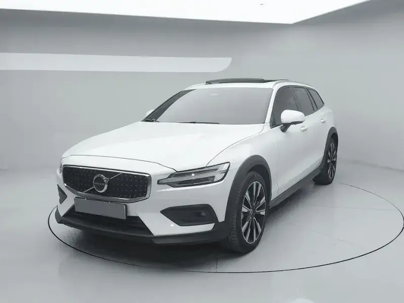 2024 Volvo V60 Cross Country с пробегом 29 003 км