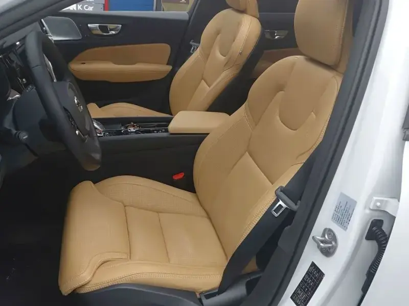 2024 Volvo V60 Cross Country с пробегом 29 003 км