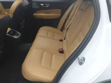 2024 Volvo V60 Cross Country с пробегом 29 003 км