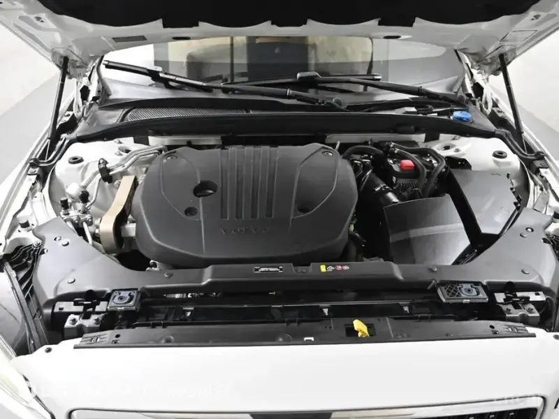 2020 Volvo V60 Cross Country с пробегом 22 028 км