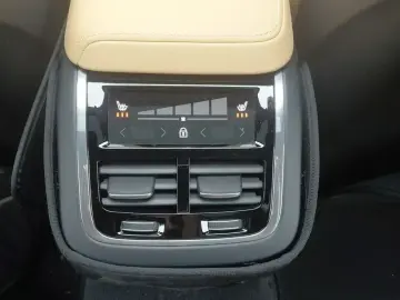 2024 Volvo V60 Cross Country с пробегом 29 003 км