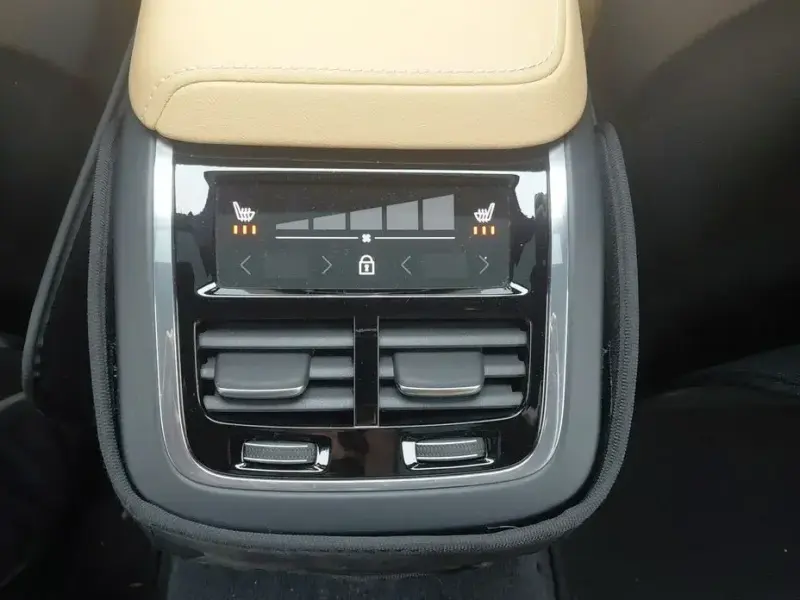 2024 Volvo V60 Cross Country с пробегом 29 003 км