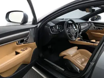 2018 Volvo V90 Cross Country с пробегом 99 587 км
