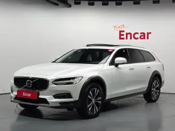 Volvo V90 Cross Country