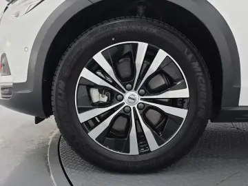 2025 Volvo V90 Cross Country с пробегом 9 432 км