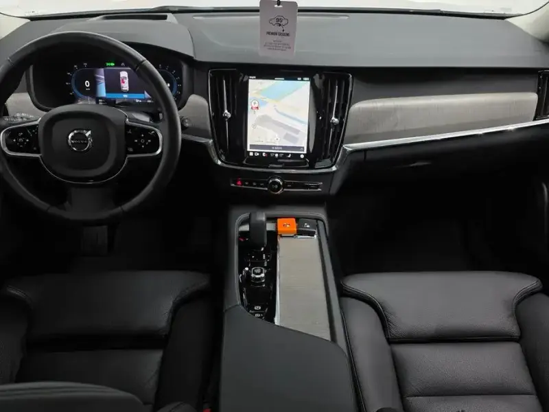 2025 Volvo V90 Cross Country с пробегом 9 432 км
