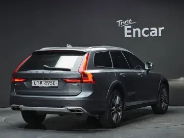 2018 Volvo V90 Cross Country с пробегом 65 228 км