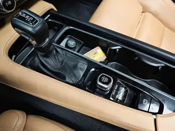 2018 Volvo V90 Cross Country с пробегом 65 228 км