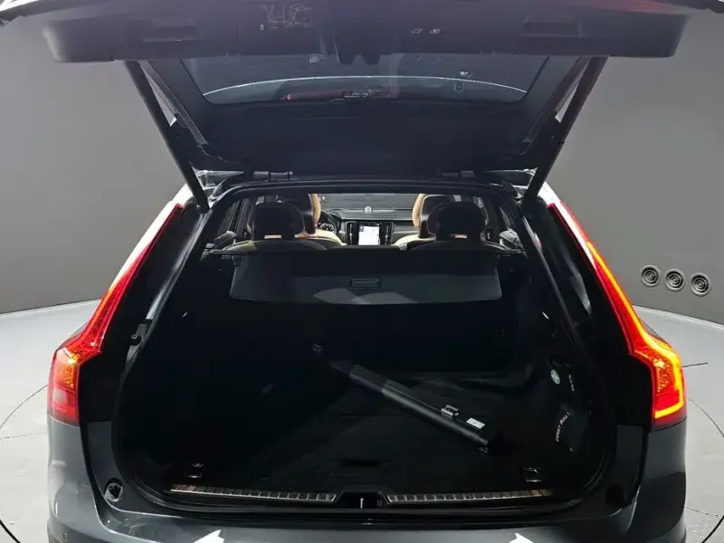 2018 Volvo V90 Cross Country с пробегом 65 228 км