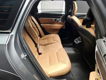 2018 Volvo V90 Cross Country с пробегом 65 228 км